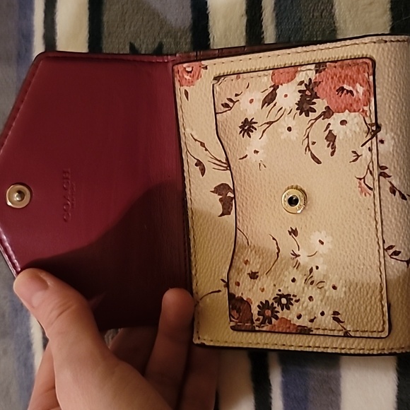 Coach Pink Floral Leather Wallet - Picture 2 of 4